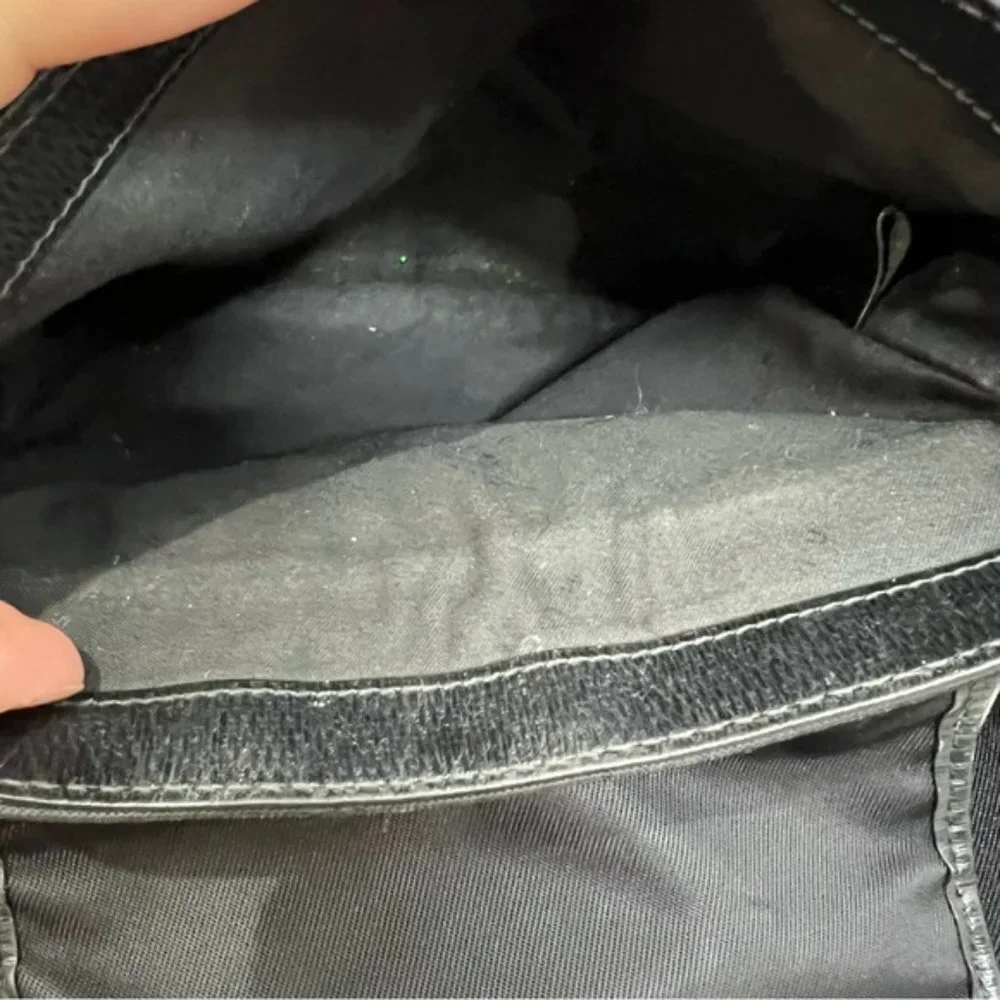 BOSS Hugo Boss black crossbody flap messenger bag - Picture 14 of 16